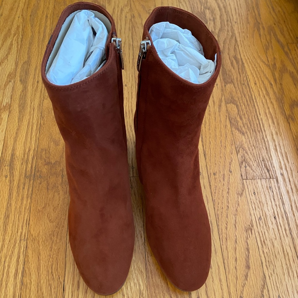 Brown Brandy Suede - The Boot Margaux, size 7.5 Wide NWT